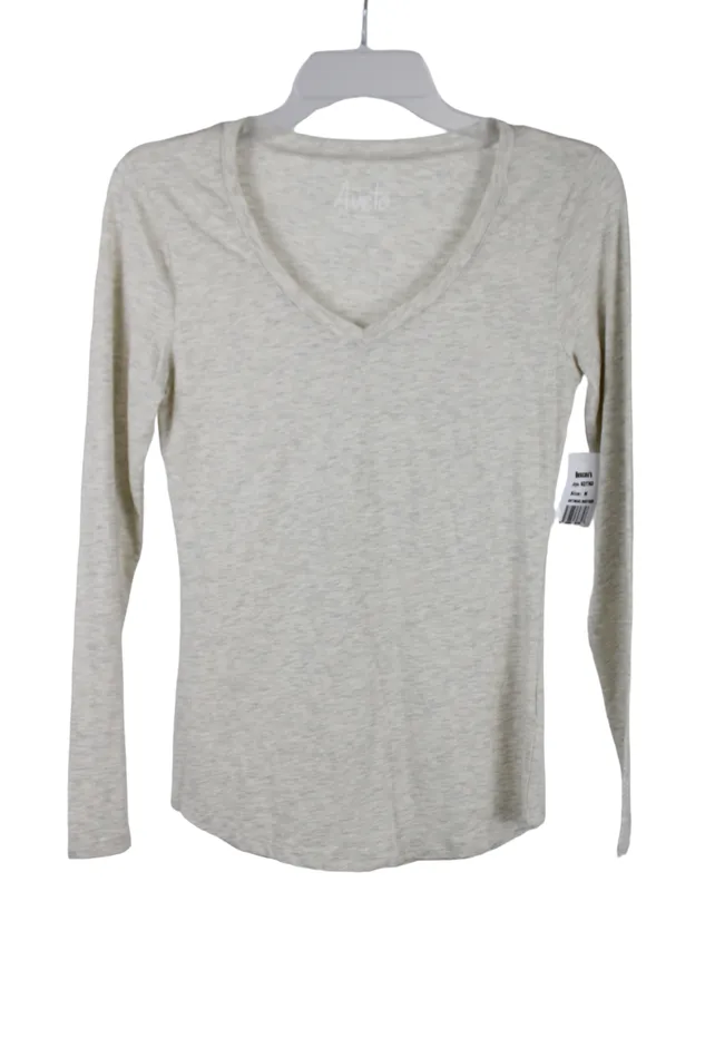Aveto Earrings NEW Aveto Oatmel Heather VNeck Shirt M