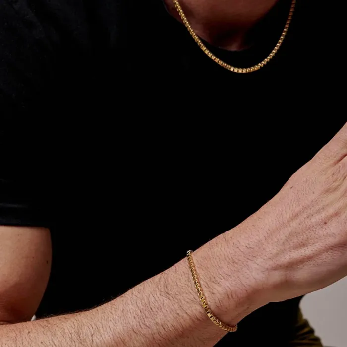 Earrings Gold Shield Pulsera de oro para hombre tipo box 4mm