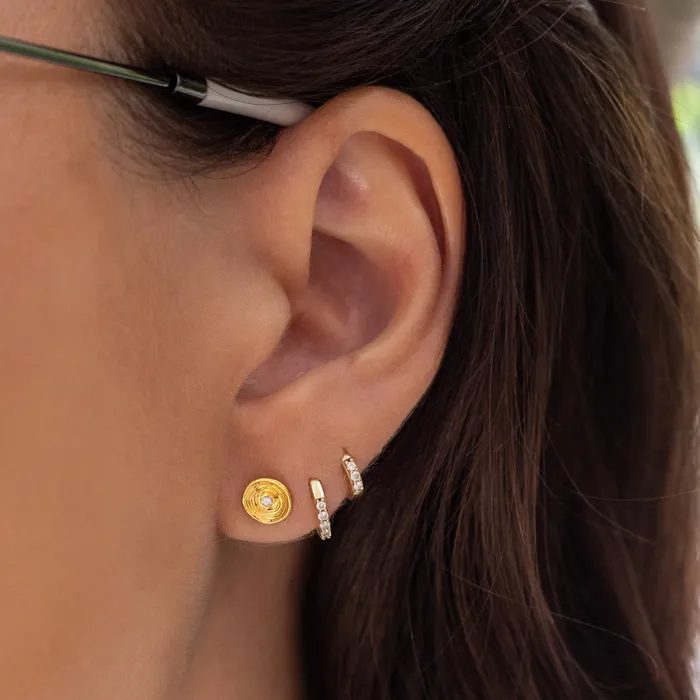 Earrings Itsy Gold Diamond Huggie 10mm RACHEL LYNN CHICAGO