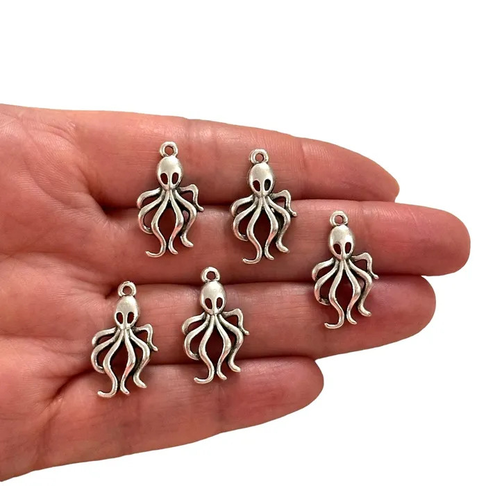 Earrings Peppy Beads Antique Silver Plated Octopus Charms Silver Under the Sea Charms 5 pcs in a pack