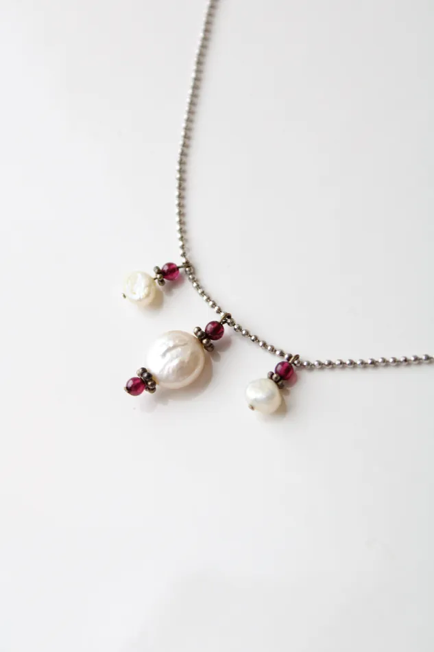 Genuine Baroque Pearl Red Beaded Necklace Jubilee Thrift Necklaces