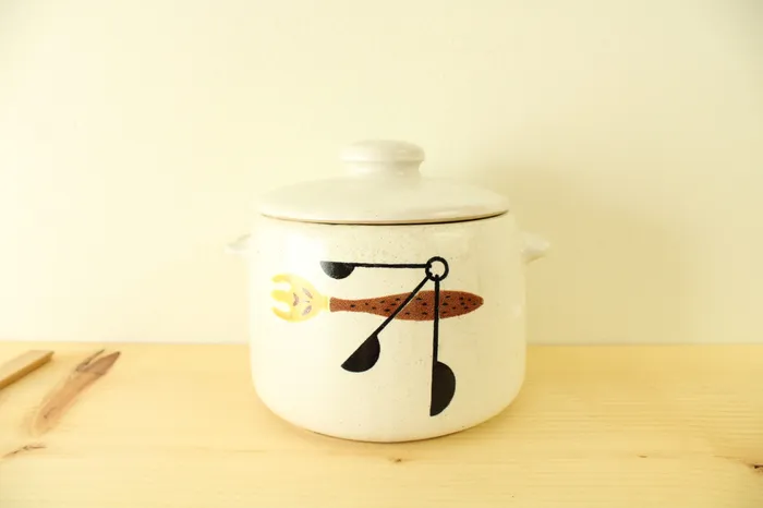 Jubilee Thrift Earrings Vintage Mid Century West Bend Two Quart Stoneware Crock Bean Pot with Lid Made in the USA Jubilee Thrift Earrings Vintage Mid Century West Bend Two Quart Stoneware Crock Bean Pot with Lid Made in the USA