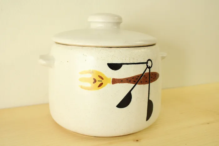 Jubilee Thrift Earrings Vintage Mid Century West Bend Two Quart Stoneware Crock Bean Pot with Lid Made in the USA Jubilee Thrift Earrings Vintage Mid Century West Bend Two Quart Stoneware Crock Bean Pot with Lid Made in the USA