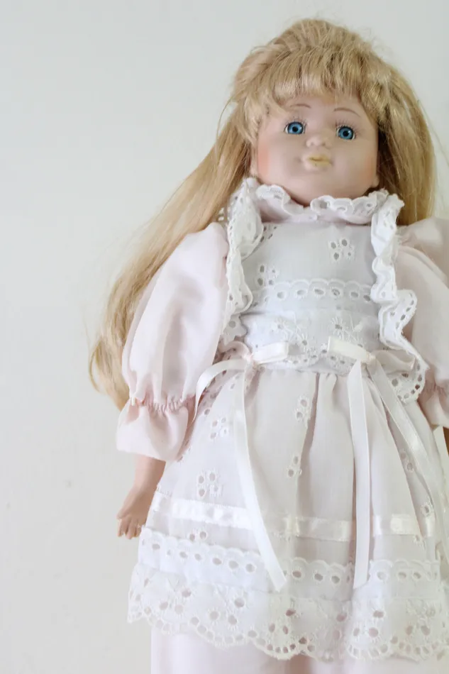 McField Fashion Collectors Porcelain Girl Doll 17 Jubilee Thrift Earrings