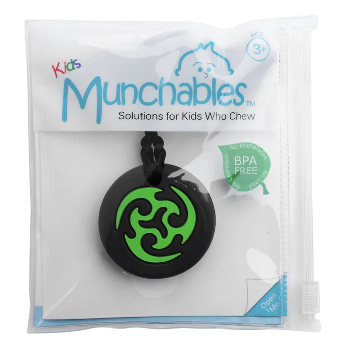 Munchables Earrings Ninja Star