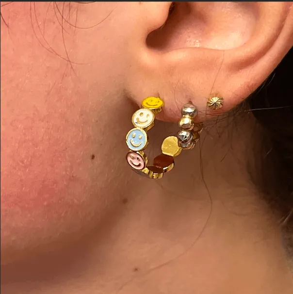 Peppy Beads Earrings 24Kt Gold Plated Neon Pink Enamelled Smiley Face Earrings Peppy Beads Earrings 24Kt Gold Plated Neon Pink Enamelled Smiley Face Earrings