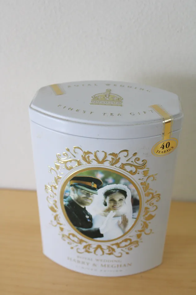 Tea Tin Royal Wedding Harry and Meghan 2018 English Breakfast 40 pcs Jubilee Thrift Rings
