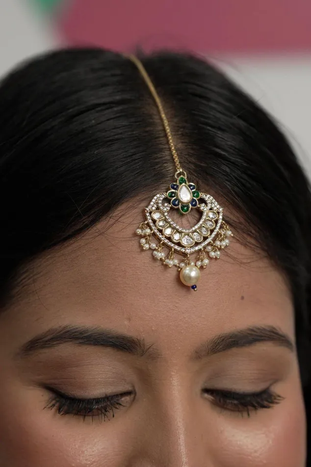 Attrangi Earrings Jhansi Polki Moissanite Maangtika