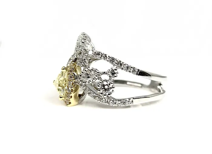 Cherie Dori Rings Yellow White Diamond Fancy Shaped Ring Cherie Dori Rings Yellow White Diamond Fancy Shaped Ring
