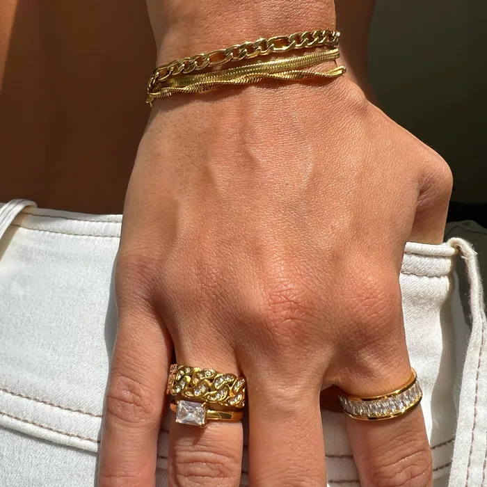 Ellie Vail Rings Morgan Ring
