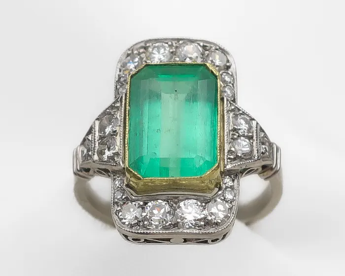 Isadoras LD Art Deco Emerald Halo Ring Rings