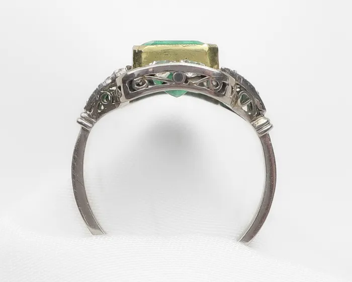 Isadoras LD Art Deco Emerald Halo Ring Rings