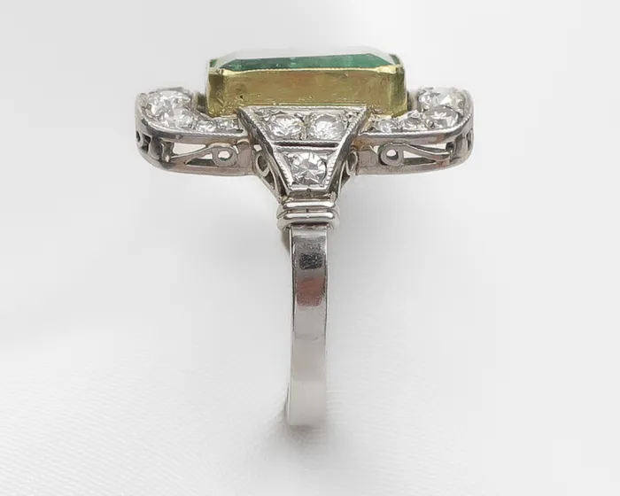 Isadoras LD Art Deco Emerald Halo Ring Rings