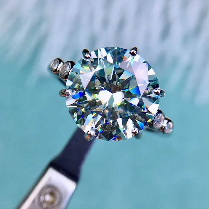 Leyloon Jewelry Rings 5 Carat Round Cut Moissanite Ring 6 Prong 5stone Scalloped Certified VVS D Color