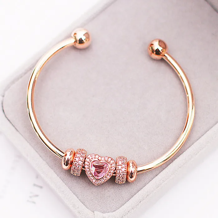 Luxe Collection Bracelets Luxe6085 Heart Charm Bangle