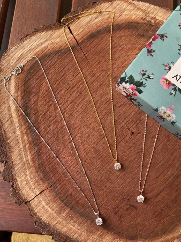Necklaces Attrangi Real Looking 90 Cents Round Pendant