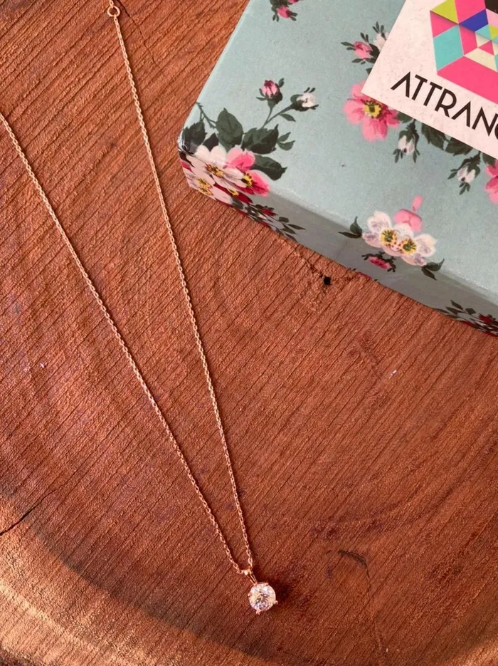 Necklaces Attrangi Real Looking 90 Cents Round Pendant