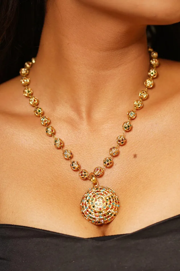 Necklaces Attrangi Sona Moti Pendant Set with Studs Necklaces Attrangi Sona Moti Pendant Set with Studs