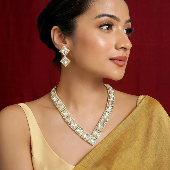 Necklaces Teejh Moksha Light Gold Uncut Stone Necklace Set Teejh