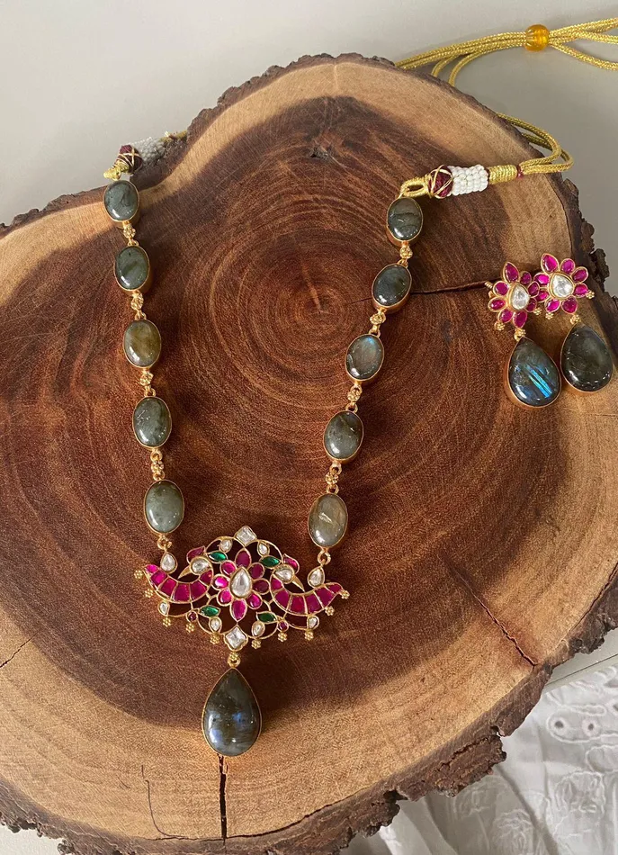 Niharika Rose Quartz Indian Necklace Set Attrangi Necklaces