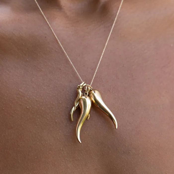 PreStyled Sets Vintage Italian Cornicello 18k Gold Charm