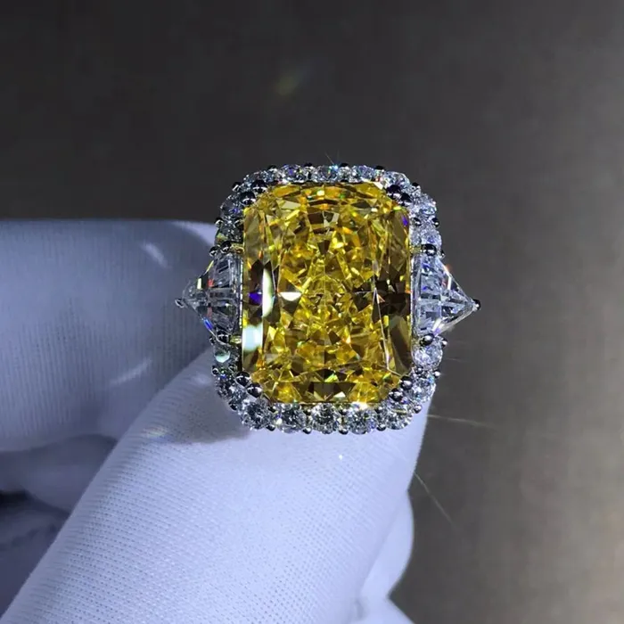 Rings 10 Carat Radiant cut Moissanite Ring Rare Vivid Yellow VVS Halo Three Stone Leyloon Jewelry