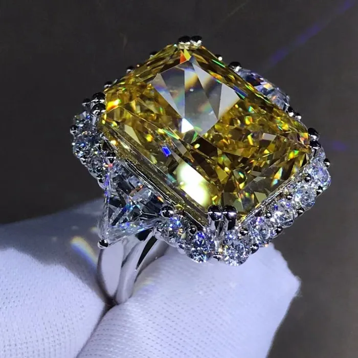Rings 10 Carat Radiant cut Moissanite Ring Rare Vivid Yellow VVS Halo Three Stone Leyloon Jewelry