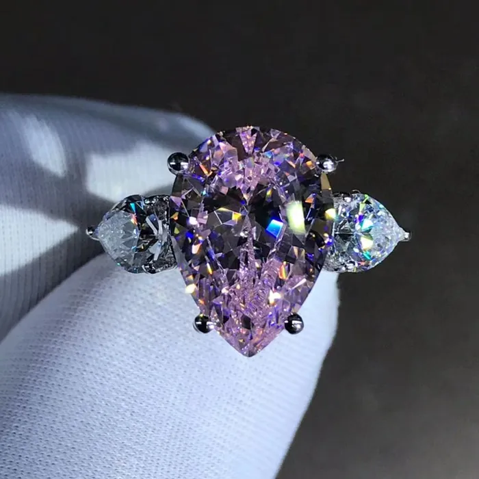 Rings Leyloon Jewelry 6 Carat Pink Pear Cut Three Stone VVS Moissanite Ring