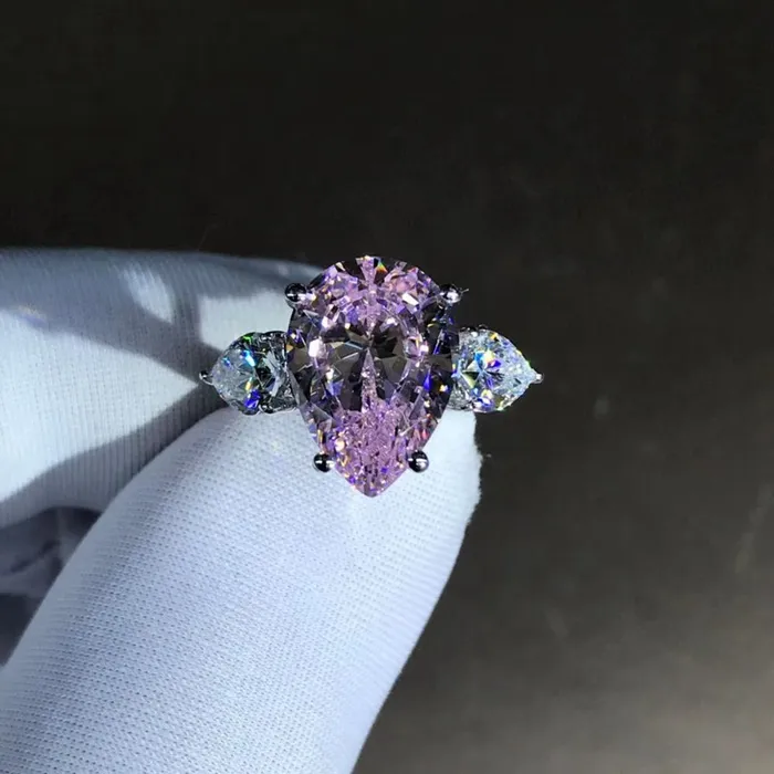 Rings Leyloon Jewelry 6 Carat Pink Pear Cut Three Stone VVS Moissanite Ring
