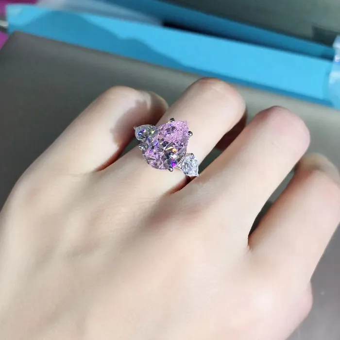 Rings Leyloon Jewelry 6 Carat Pink Pear Cut Three Stone VVS Moissanite Ring