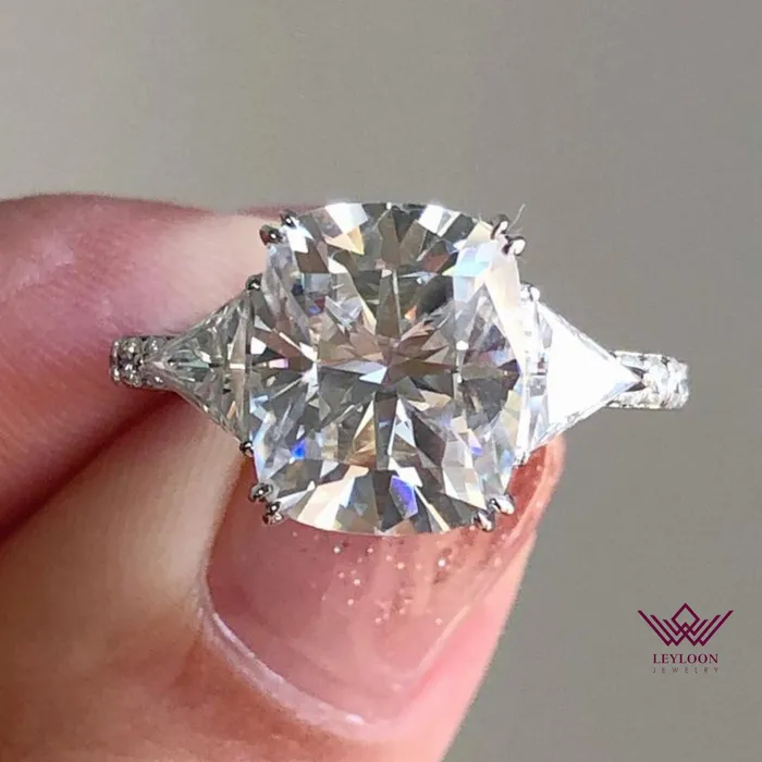 Rings Leyloon Jewelry Cushion Cut ThreeStone D Color Basket Moissanite Ring Rings Leyloon Jewelry Cushion Cut ThreeStone D Color Basket Moissanite Ring