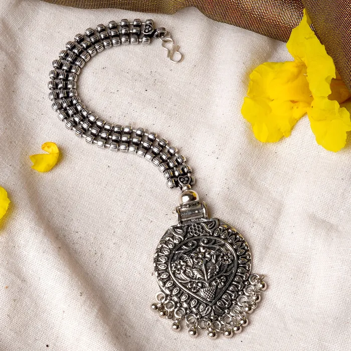 Rings Teejh Teejh Adeela Silver Oxidised Maang Tika Rings Teejh Teejh Adeela Silver Oxidised Maang Tika