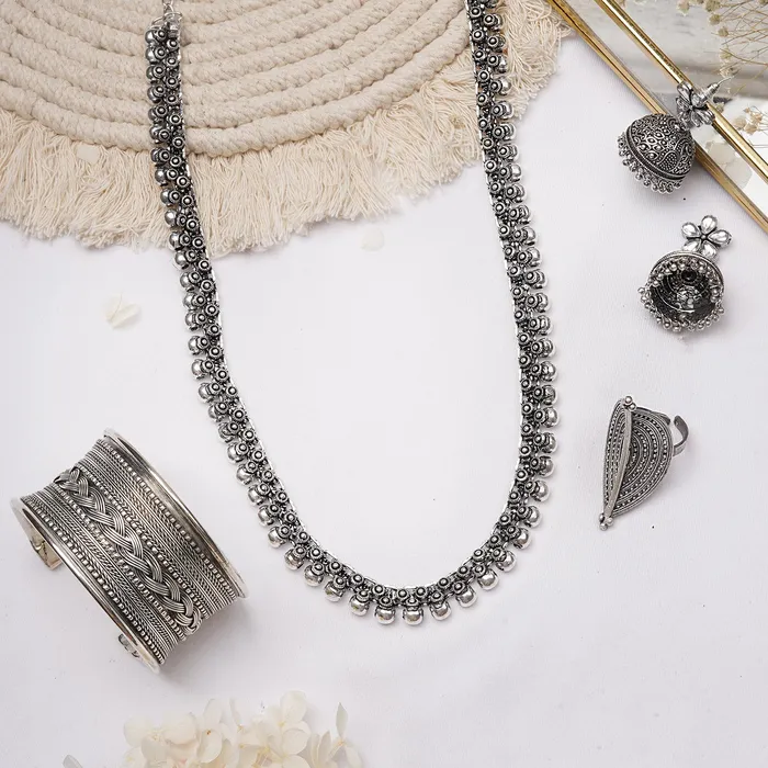 Teejh Gunita Silver Oxidised Jewelry Gift Set Teejh Rings