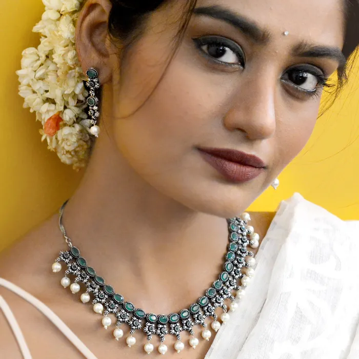 Teejh Necklaces Ekladh Green Stone Silver Pearl Necklace Set