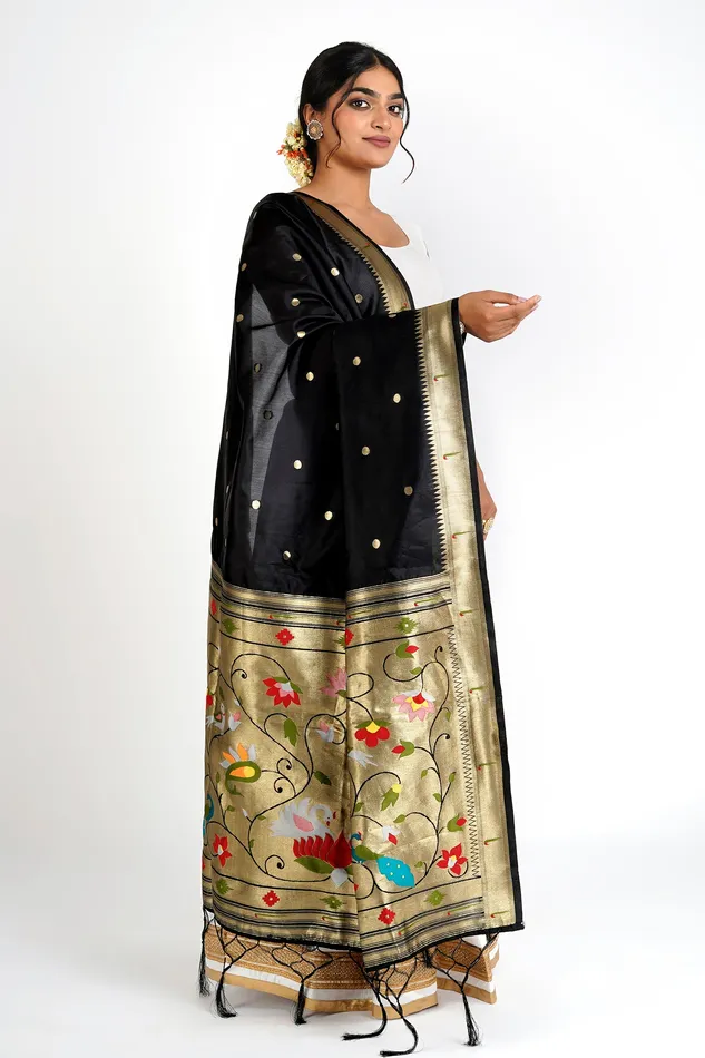 Teejh Rings Teejh Durga Black Banarasi Dupatta