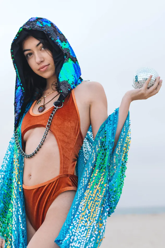 THE LUMI SHOP Rings Forest Sequin Hood