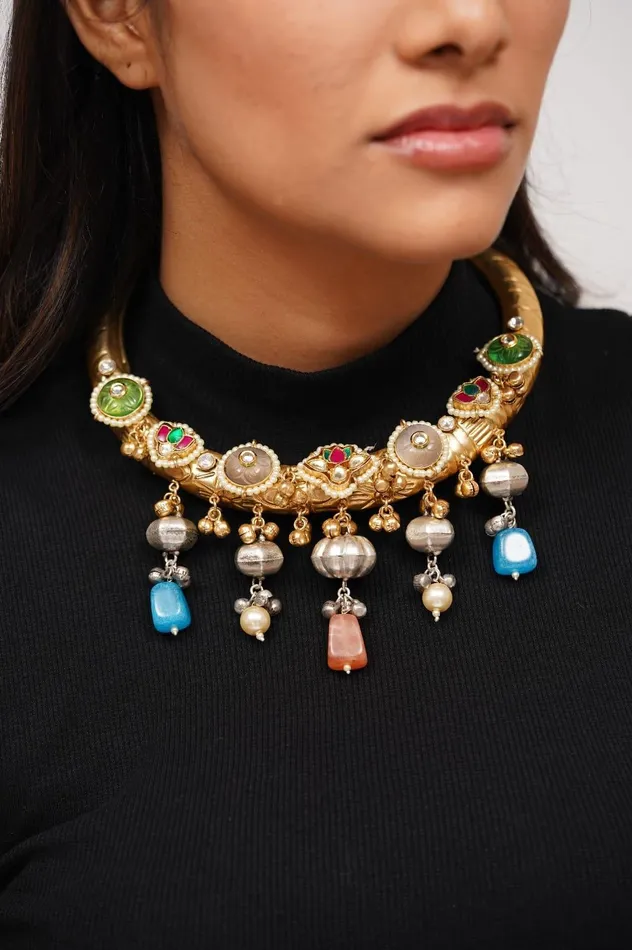Trupti Twistable Banjaran Statement Hasli Gold Polish attrangi PreStyled Sets Trupti Twistable Banjaran Statement Hasli Gold Polish attrangi PreStyled Sets