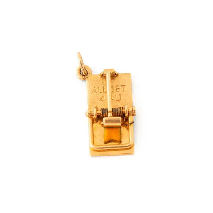 Vintage Earrings Movable Mousetrap And Enamel Cheese 14k Gold Charm