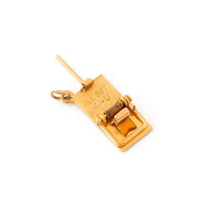Vintage Earrings Movable Mousetrap And Enamel Cheese 14k Gold Charm