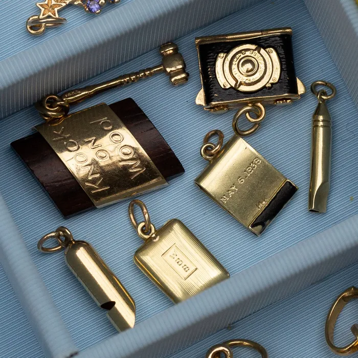Vintage Movable Cigarette Case 14k Gold And Enamel Charm Earrings