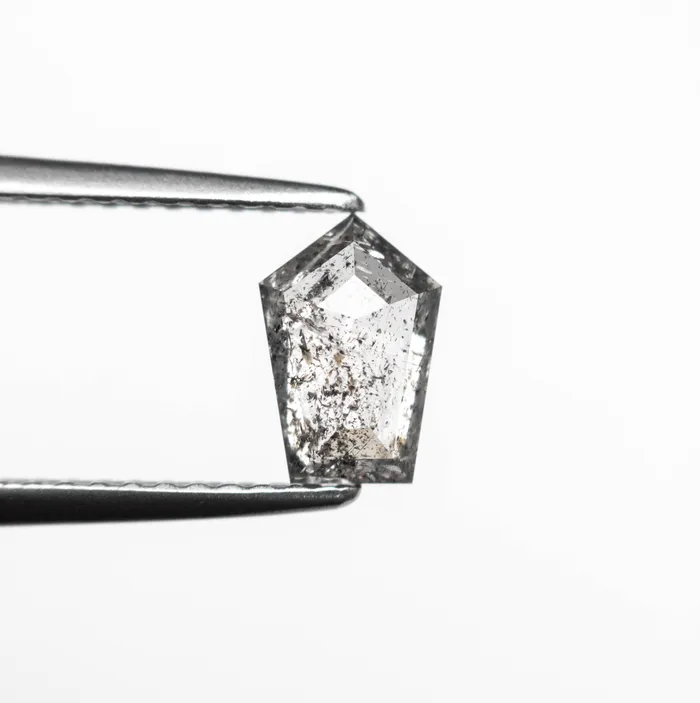 078ct 728x492x257mm Shield Rosecut 1962149 Misfit Diamonds Earrings