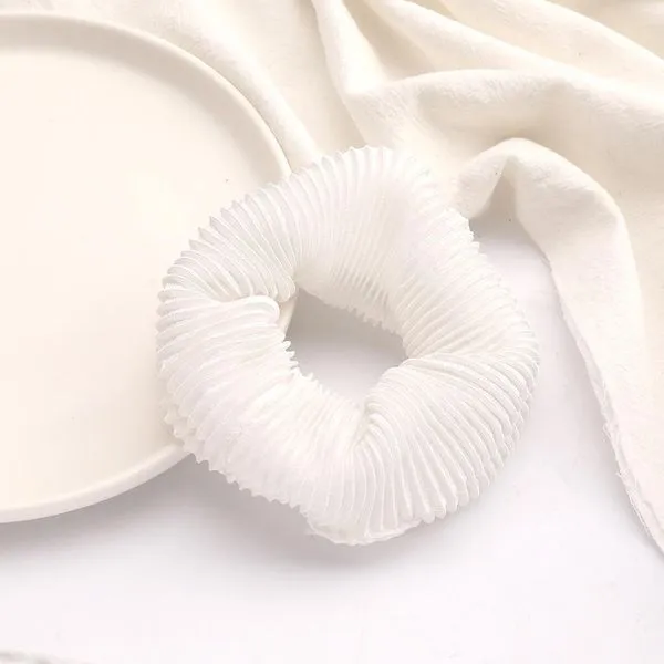 01 H73 White Ribbed Hair Scrunchie Rings