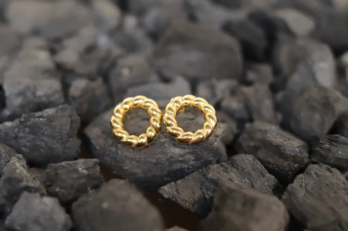 18K GoldFilled Open Circle Twisted Stud Earrings Jewelvers Earrings 18K GoldFilled Open Circle Twisted Stud Earrings Jewelvers Earrings