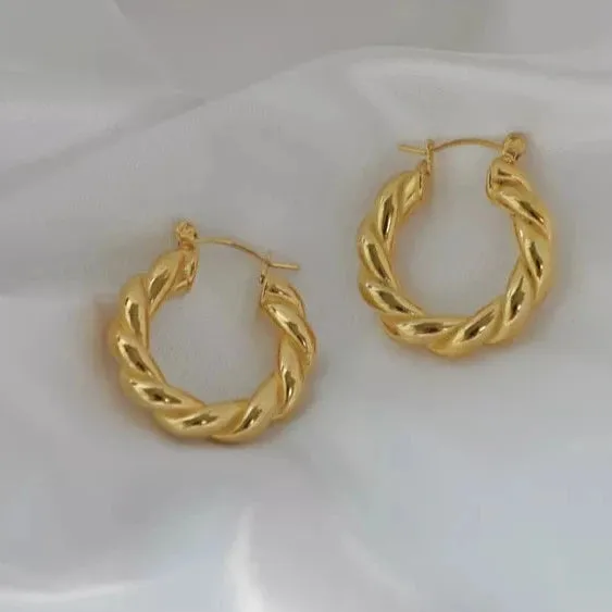 18K GoldFilled Twisted Gold Hoop Earrings Jewelvers Earrings 18K GoldFilled Twisted Gold Hoop Earrings Jewelvers Earrings