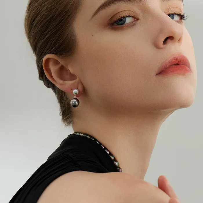 18K Tahitian Madama Pearl Earrings KE00106 HARMONY Pearly Lustre Earrings