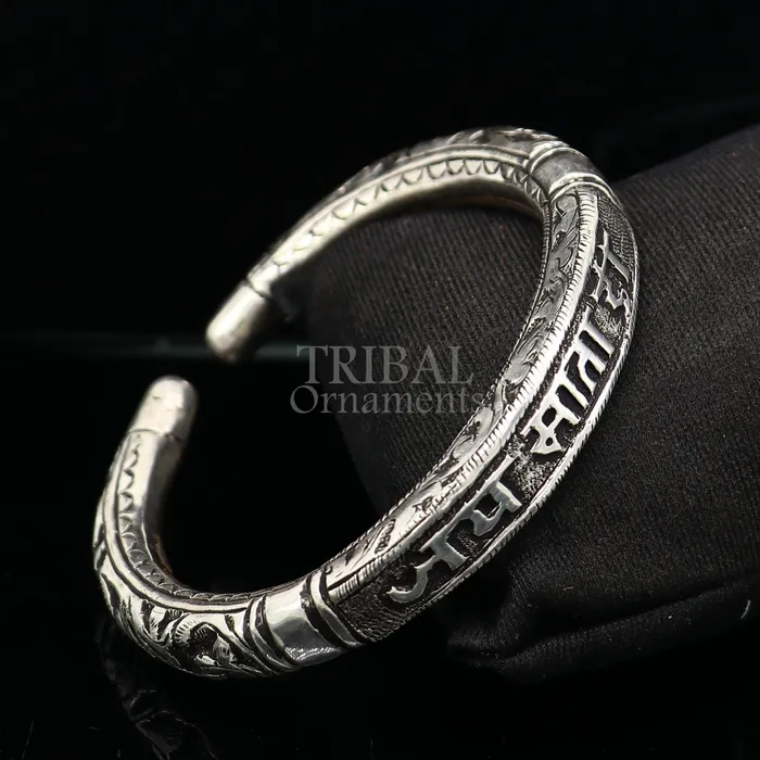 925 sterling silver handmade custom design Divine mantra Jai Mata Di Bangle cuff bracelet kada best gifting unisex tribal jewelry NSK656 TRIBAL ORNAMENTS Bracelets 925 sterling silver handmade custom design Divine mantra Jai Mata Di Bangle cuff bracelet kada best gifting unisex tribal jewelry NSK656 TRIBAL ORNAMENTS Bracelets