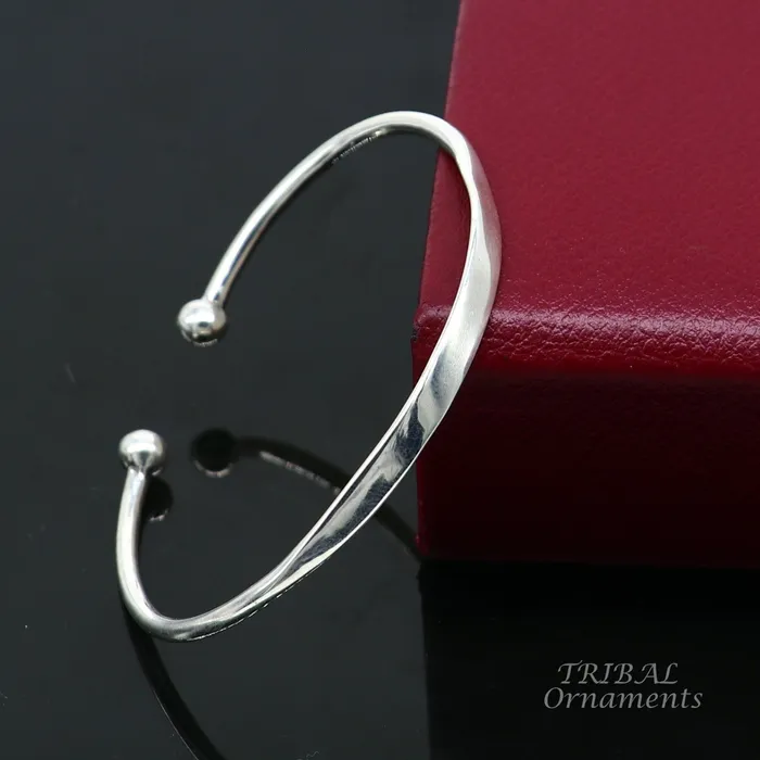 925 sterling silver handmade plain shiny design bangle bracelet cuff kada excellent gifting plain bracelet stylish gifting kada cuff109 TRIBAL ORNAMENTS Bracelets 925 sterling silver handmade plain shiny design bangle bracelet cuff kada excellent gifting plain bracelet stylish gifting kada cuff109 TRIBAL ORNAMENTS Bracelets