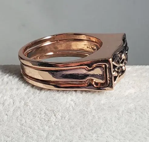 alice Rings R78 Rose Gold Secret Compartment Ring