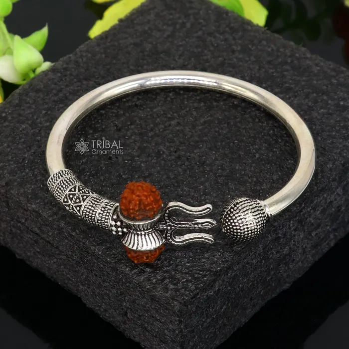 Bracelets 925 Sterling silver handmade plain shiny Lord Shiva trident Trishul Kada bangle bracelet with natural Rudraksha customized kada nsk765 TRIBAL ORNAMENTS