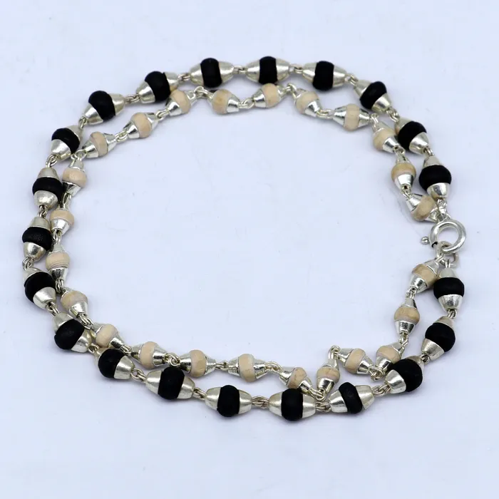 Bracelets TRIBAL ORNAMENTS Black and white holy basil rosary plant tulsi plant wood beaded Sterling silver handmade fabulous 2 line bracelet jewelry India sbr264 Bracelets TRIBAL ORNAMENTS Black and white holy basil rosary plant tulsi plant wood beaded Sterling silver handmade fabulous 2 line bracelet jewelry India sbr264